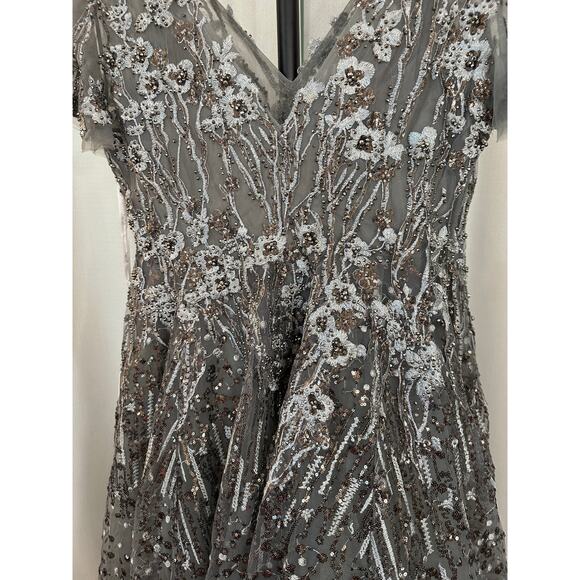 Mac Duggal Embellished Butterfly Fit Flare Tea-Length Dress Gray 20392 Sz 10 NWT - Picture 15 of 16